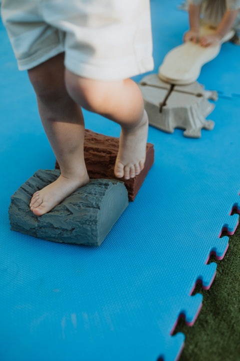 Balancing Stone MUFFIK - Log