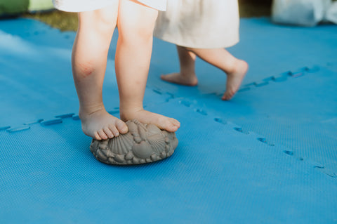 Balancing Stone MUFFIK - Seashells