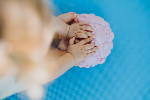 Balancing Stone MUFFIK - Seashells