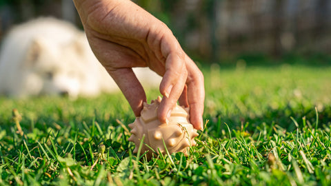 MUFFIK Sensory Ball - Chestnut in use